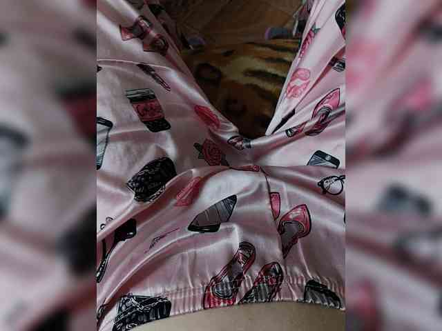 ZaraSss webcam