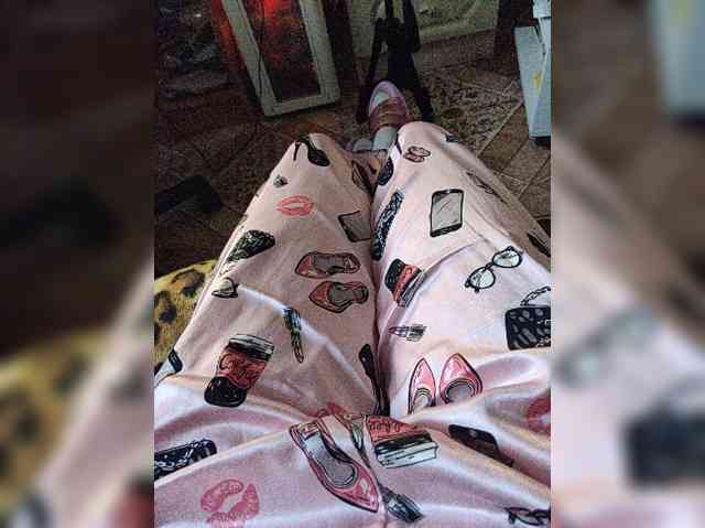 zarasss's live room