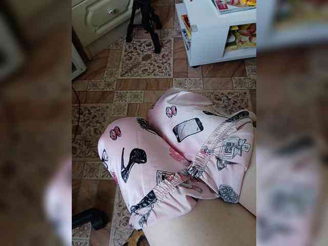 ZaraSss webcam