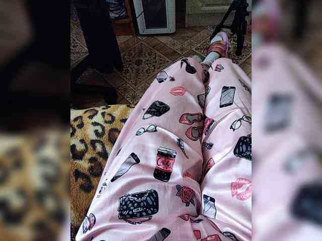 ZaraSss webcam