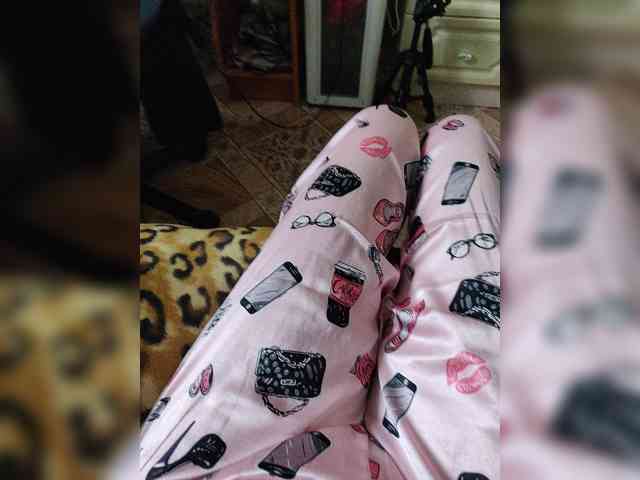 ZaraSss webcam