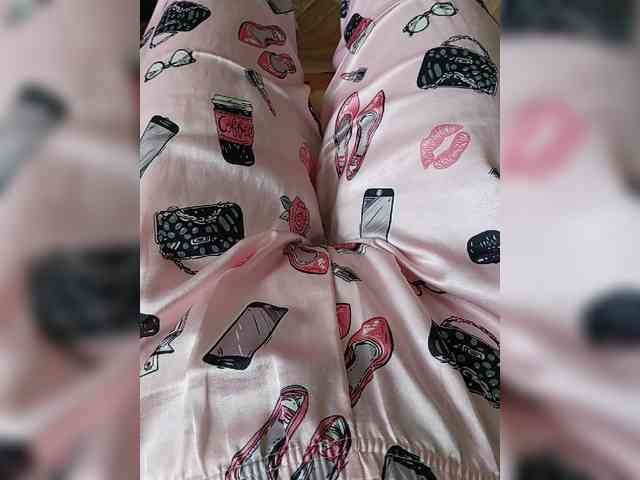 ZaraSss webcam
