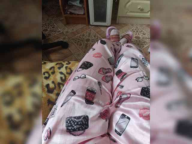 ZaraSss webcam