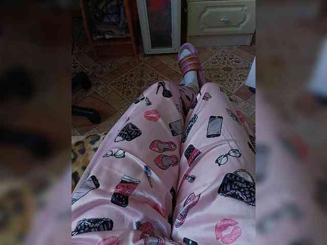 ZaraSss webcam