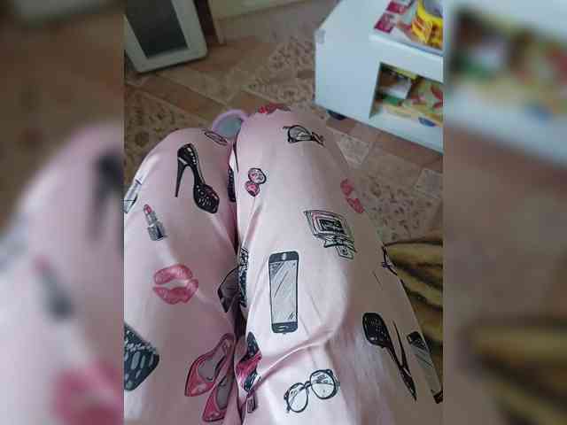 ZaraSss webcam