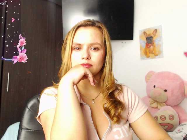 isabella-77 live webcam show