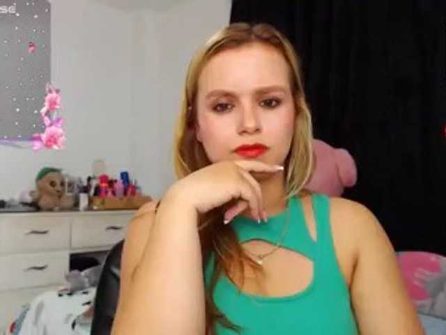 isabella-77 live cam on BongaCams