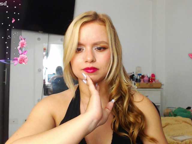 isabella-77 live cam on BongaCams