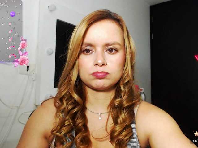 isabella-77 live cam on BongaCams