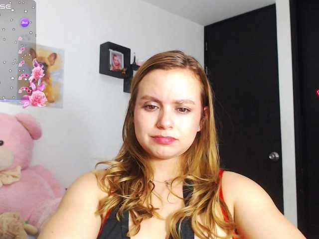 isabella-77 live cam on BongaCams