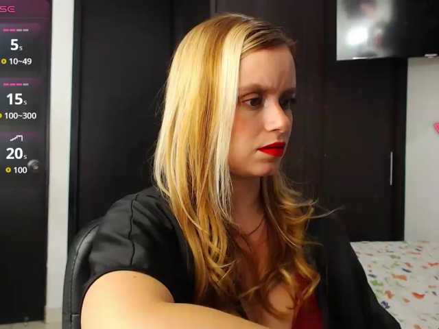 isabella-77, en vivo ahora en BongaCams