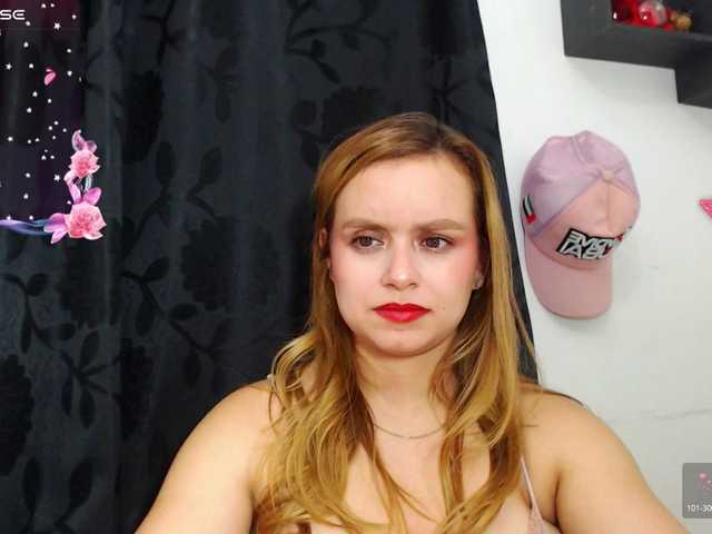 isabella-77 live cam on BongaCams