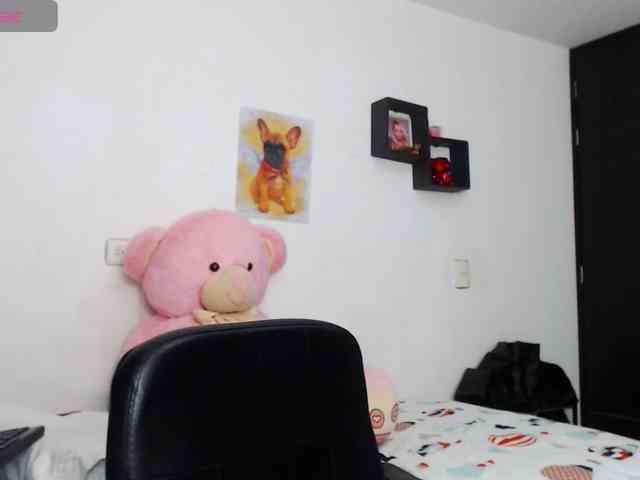 isabella-77 webcam