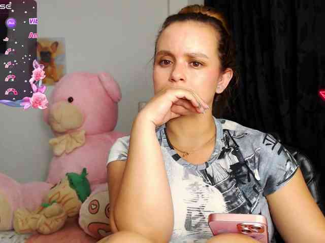isabella-77 webcam