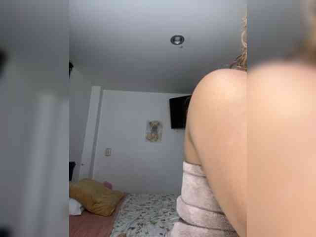 isabella-77 webcam