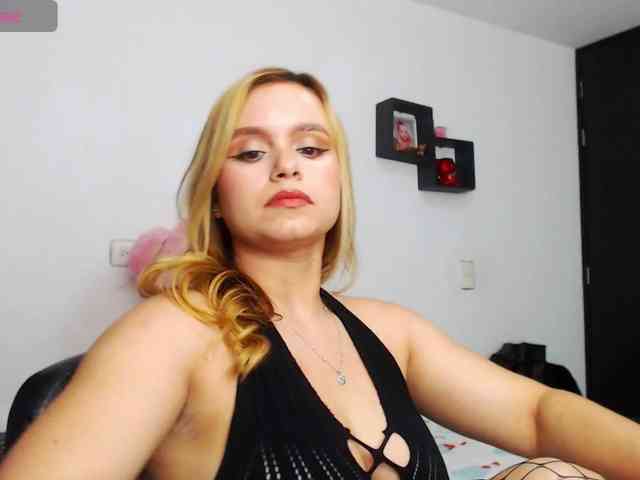 isabella-77 webcam