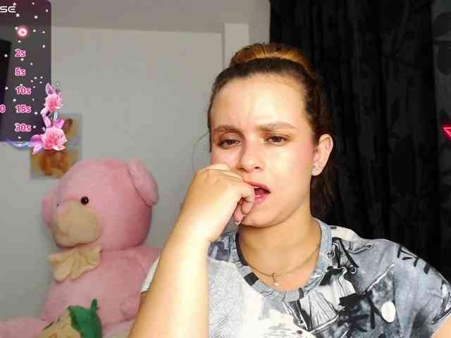 isabella-77 webcam