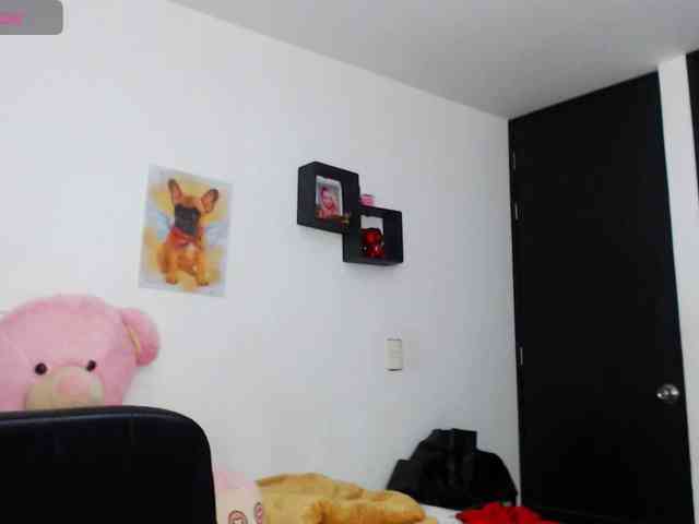 isabella-77 webcam