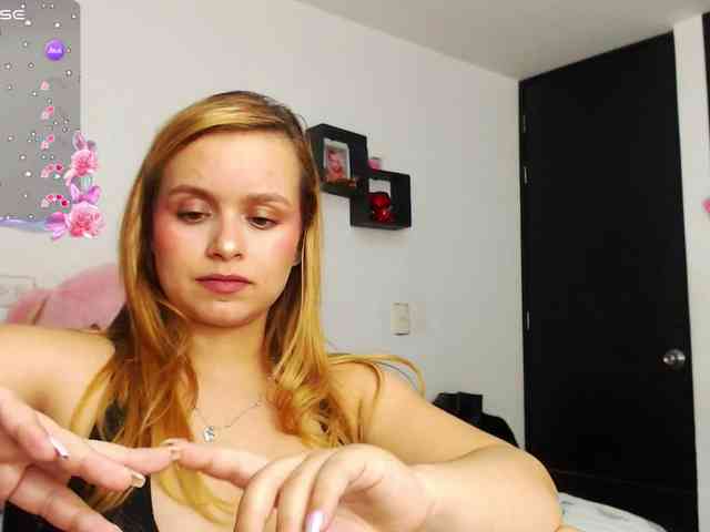isabella-77 webcam