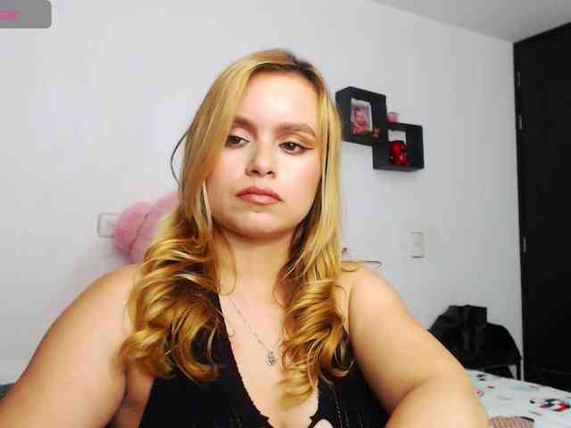 isabella-77 webcam