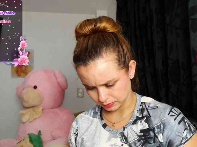 isabella-77 webcam