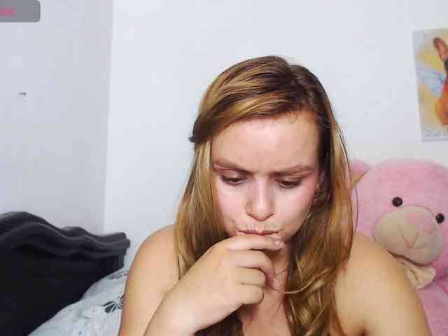 isabella-77 webcam