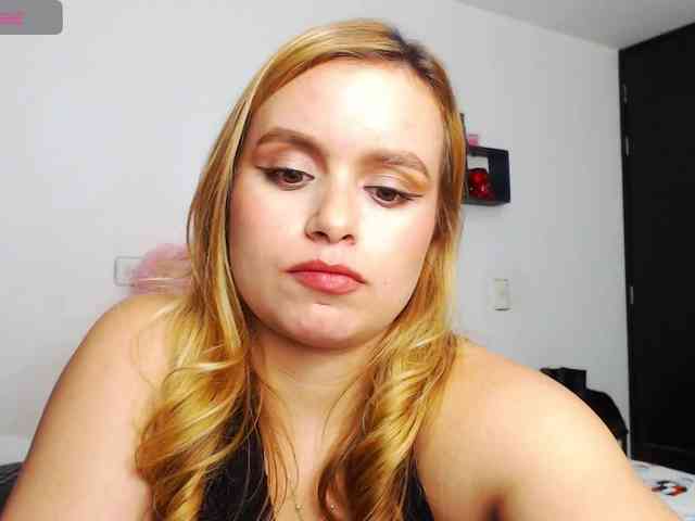 isabella-77 webcam