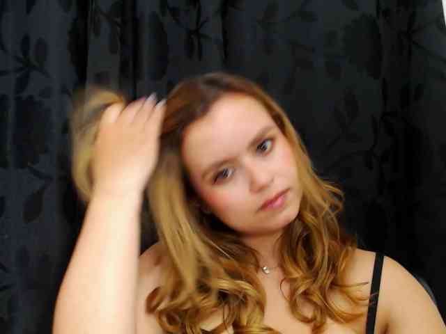 isabella-77 webcam