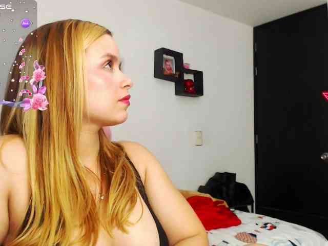isabella-77 webcam
