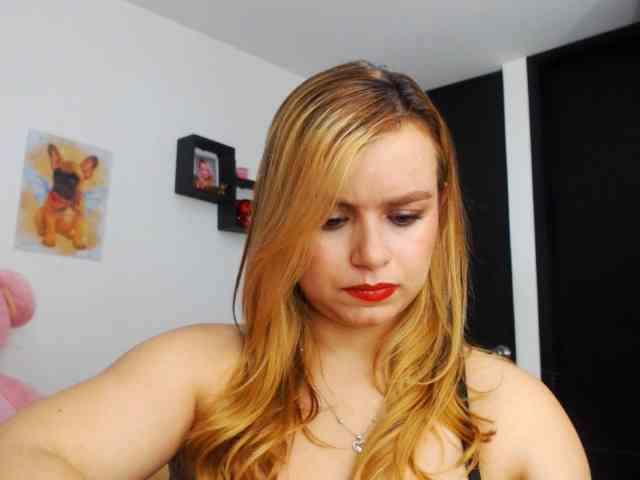 isabella-77 webcam