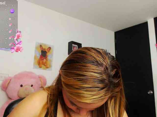 isabella-77 webcam