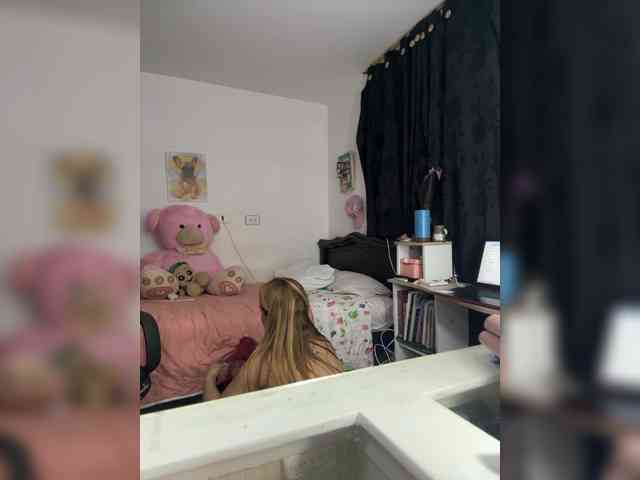 isabella-77 webcam