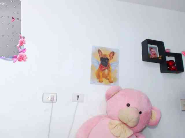 isabella-77 webcam
