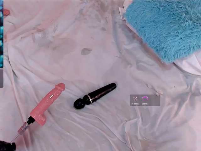 Katta-Gil live cam on BongaCams