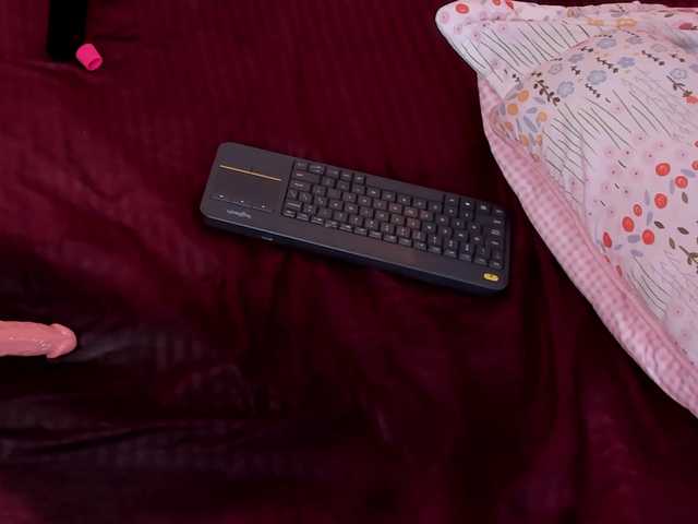 Katta-Gil live cam on BongaCams