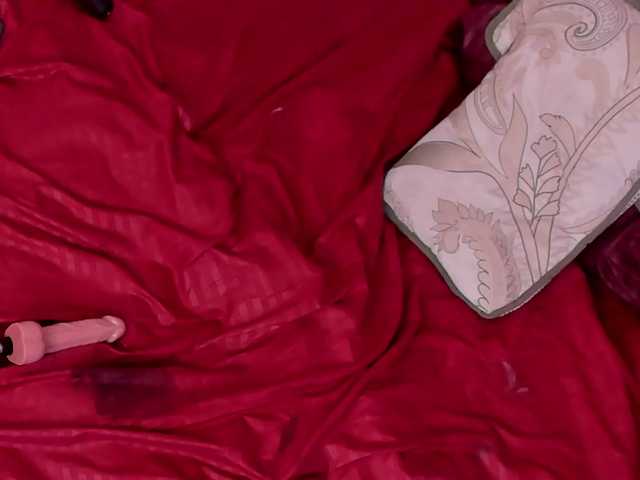 Katta-Gil live cam on BongaCams