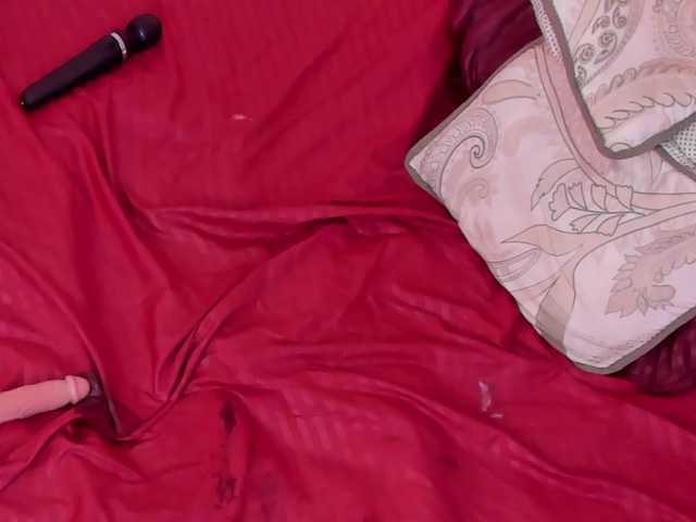 Katta-Gil live cam on BongaCams