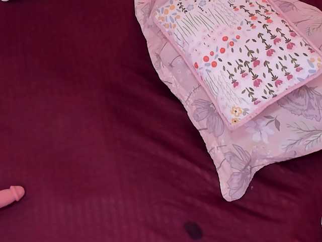 Katta-Gil live cam on BongaCams