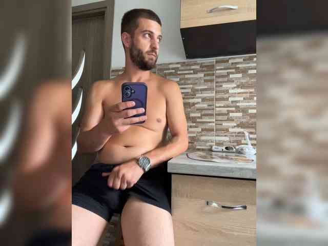 Elchapoguzman95 Sex Cam Show