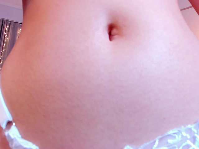 Dollyiaa live webcam show