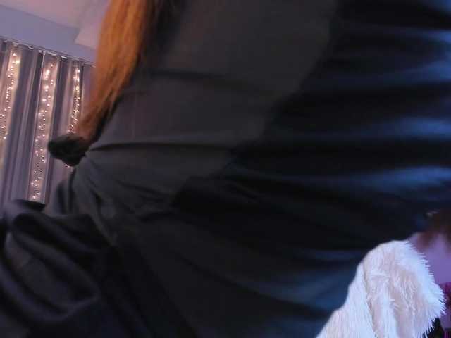 Dollyiaa live cam on BongaCams