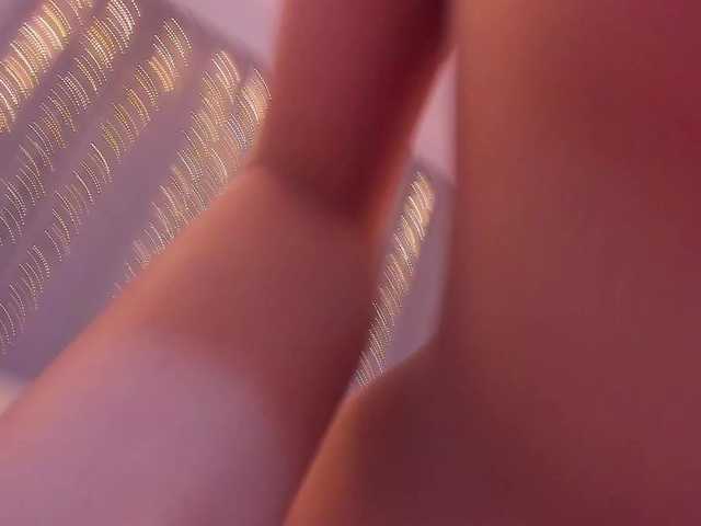 Dollyiaa live cam on BongaCams