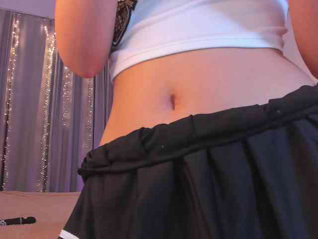 Dollyiaa webcam