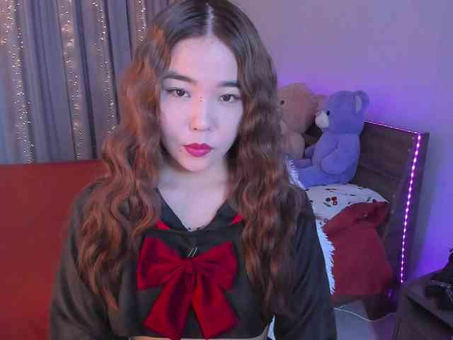 Dollyiaa webcam