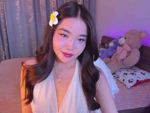Dollyiaa webcam
