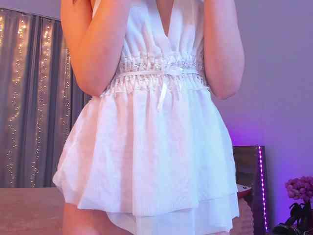Dollyiaa webcam