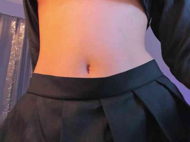 Dollyiaa webcam