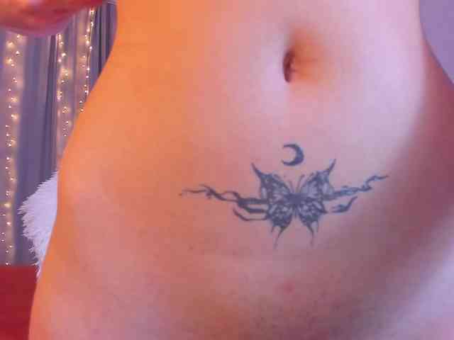 Dollyiaa webcam