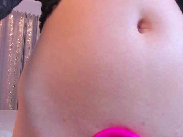 Dollyiaa webcam