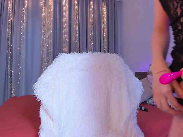 Dollyiaa webcam